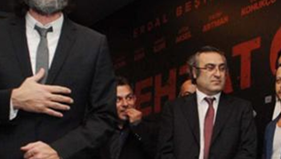 Behzat C Van Icin Perde Acacak Ntv