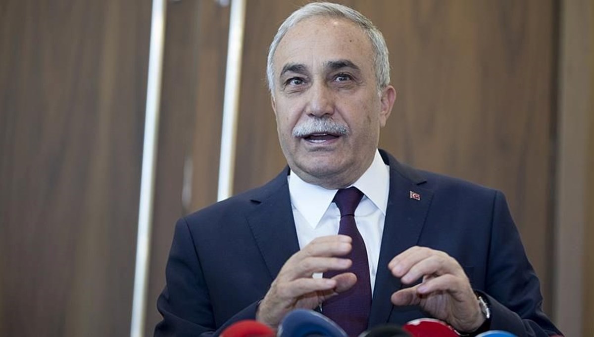 Ahmet Eşref Fakıbaba'nın istifasına AK Parti'den ilk açıklama