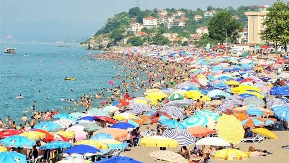Akçakoca’da denize girmek 2 gün yasaklandı Akçakoca’da denize girmek 2 gün yasaklandı