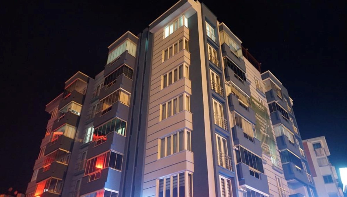 Apartman toplantısında aidat kavgası: 4 yaralı Apartman toplantısında aidat kavgası: 4 yaralı