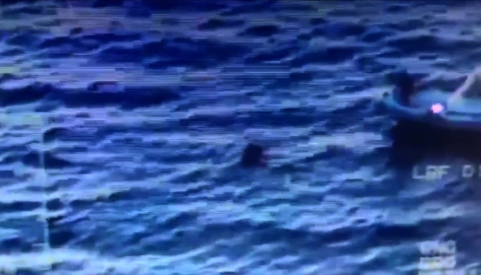 Antalya açıklarında sürat teknesi battı: 9 ölü - 3