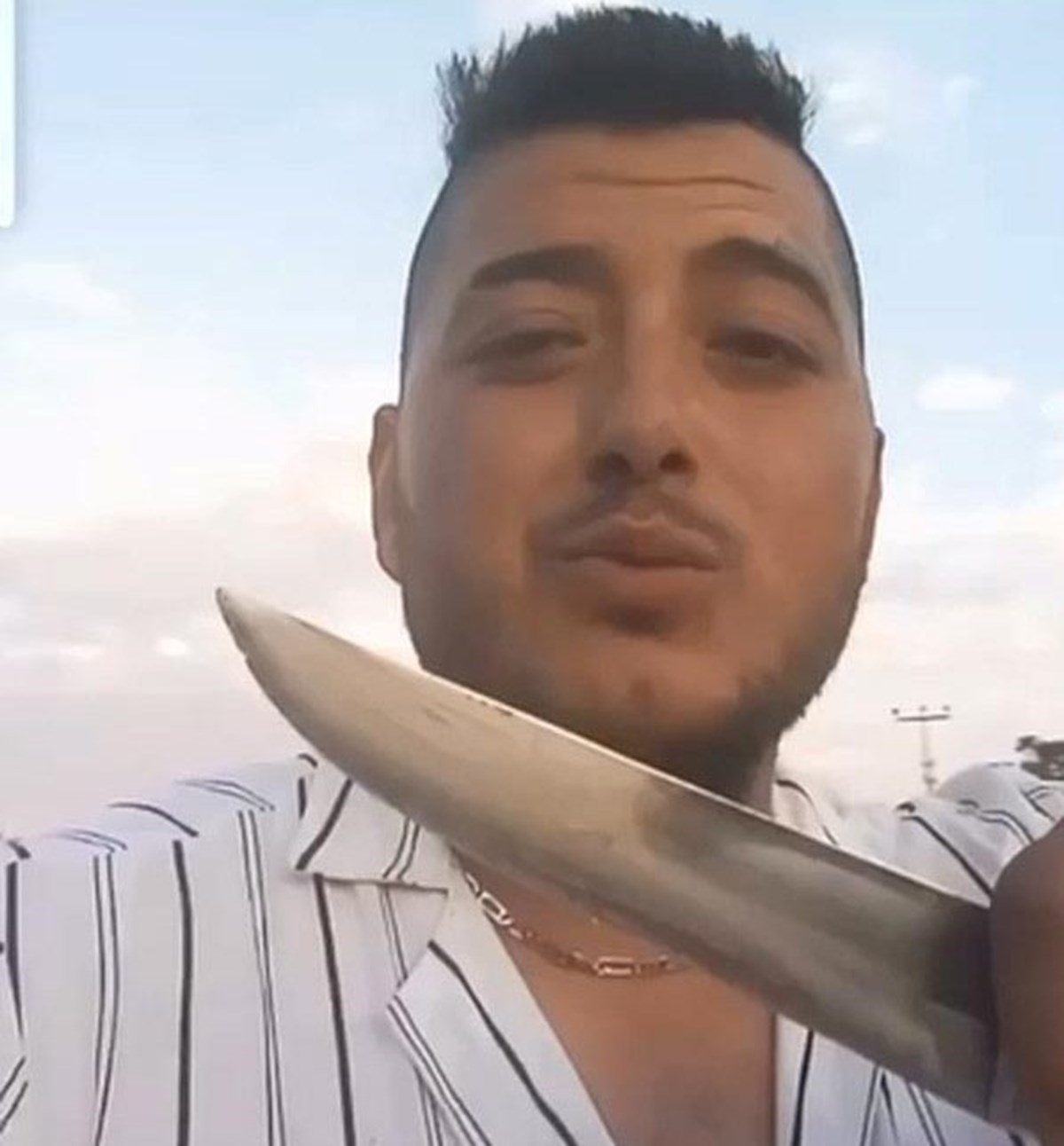 Onur Aslan, emniyetteki işlemlerinin ardından sevk edildiği adliyede tutuklandı.