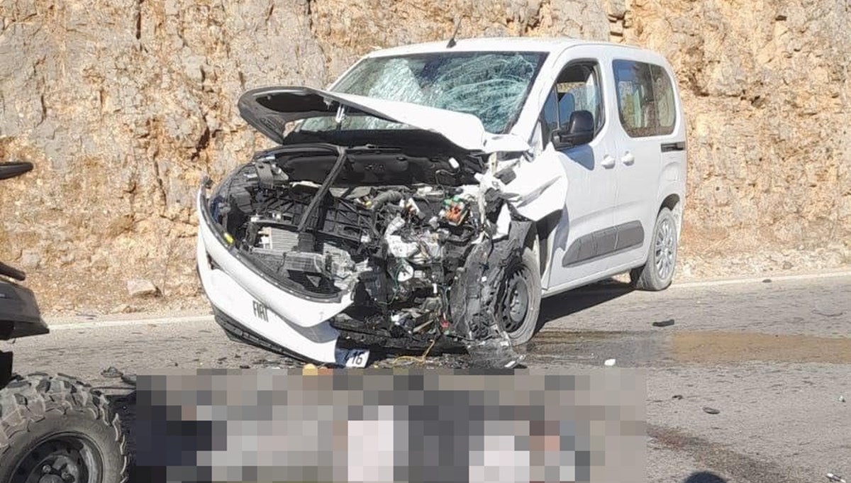 Burdur'da ATV ile otomobil çarpıştı: 1 ölü, 1 yaralı Burdur'da ATV ile otomobil çarpıştı: 1 ölü, 1 yaralı