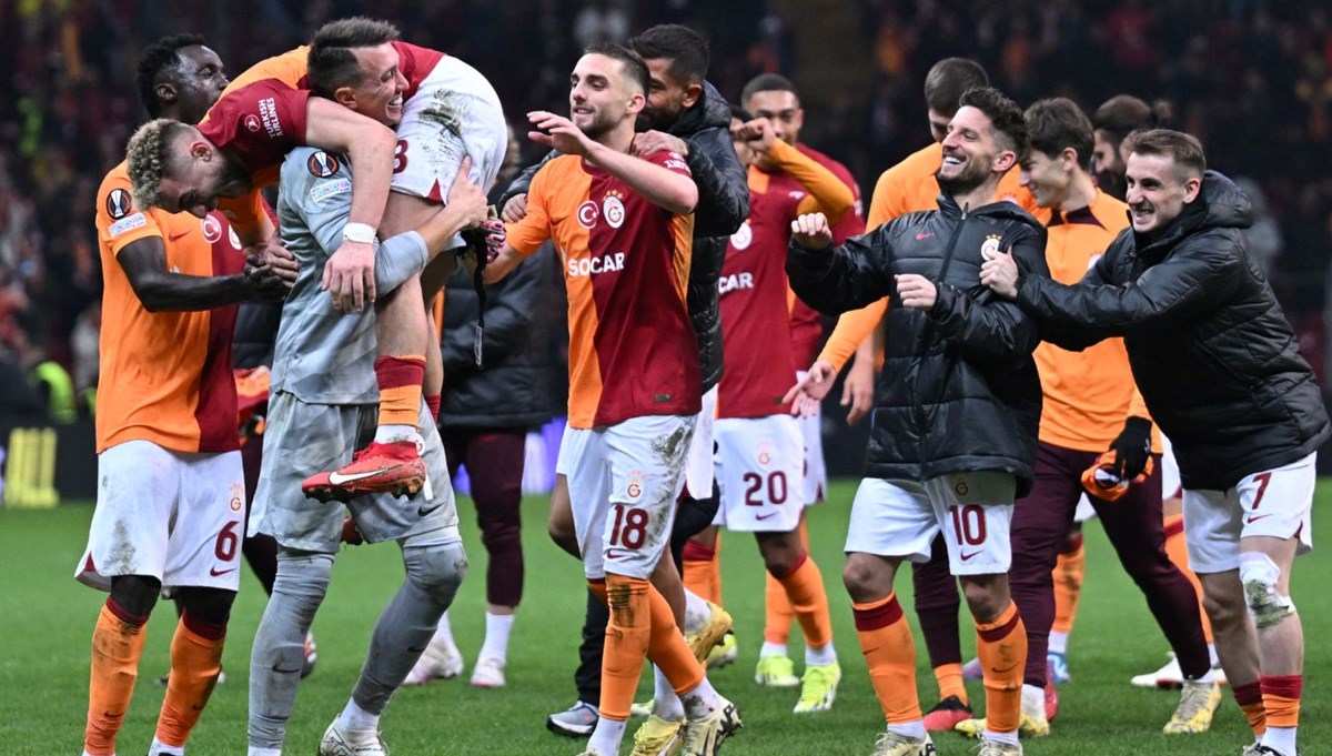 Galatasaray, Avrupa'da tur için Sparta Prag karşısında: İlk 11 belli oldu Galatasaray, Avrupa'da tur için Sparta Prag karşısında: İlk 11 belli oldu