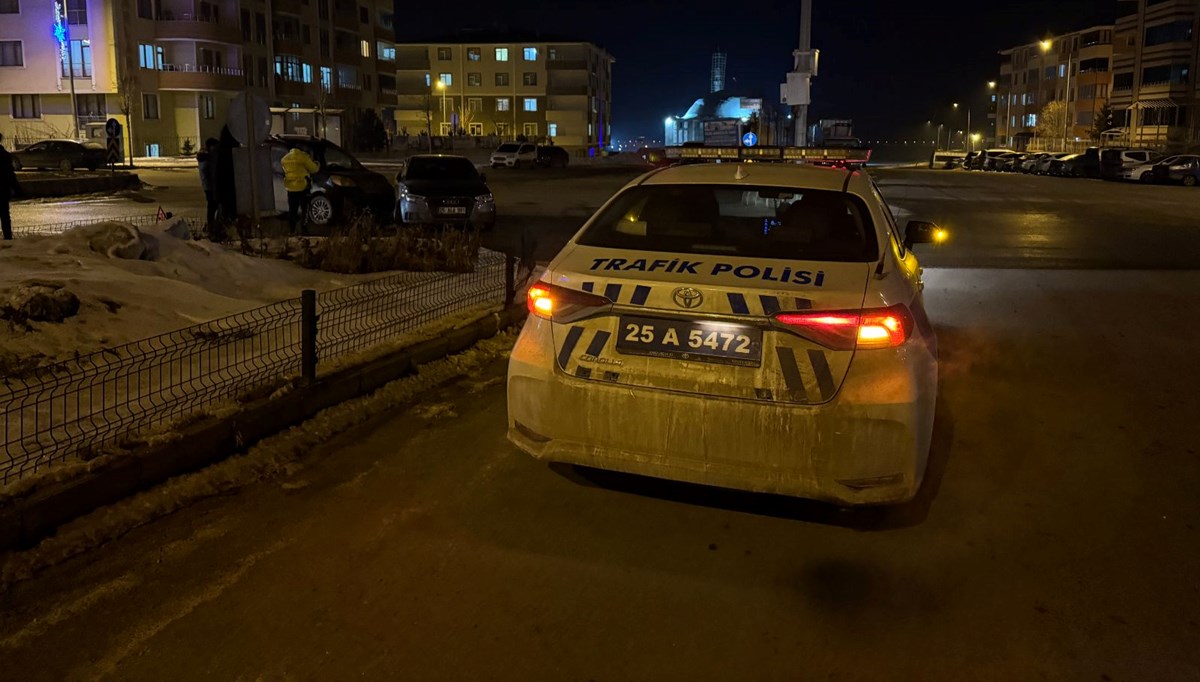Erzurum’da trafik kazası: 4 yaralı Erzurum’da trafik kazası: 4 yaralı