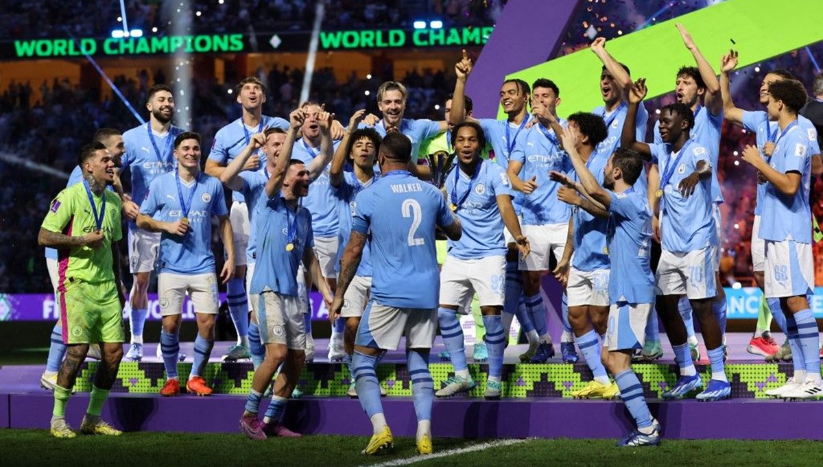 Futbolda Manchester City 2023'e damga vurdu: 1 yılda 5 kupa Futbolda Manchester City 2023'e damga vurdu: 1 yılda 5 kupa