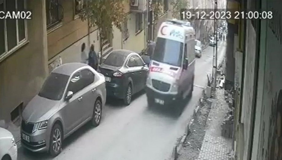 İstanbul’dan Bodrum’a ambulansla uyuşturucu sevkiyatı (4 sağlık çalışanı yakalandı) İstanbul’dan Bodrum’a ambulansla uyuşturucu sevkiyatı (4 sağlık çalışanı yakalandı)