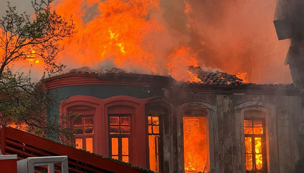 Kırklareli'nde tarihi binada yangın