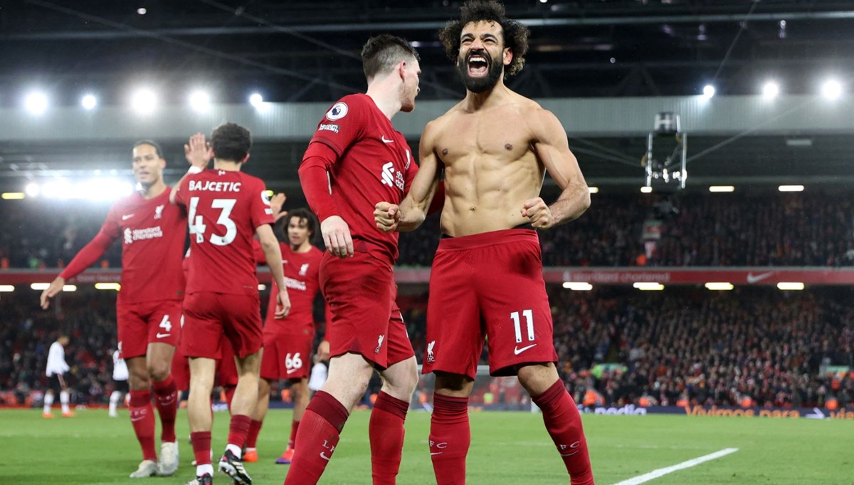 SON DAKİKA: Premier Lig'de Liverpool'dan Manchester United'a tarihi fark