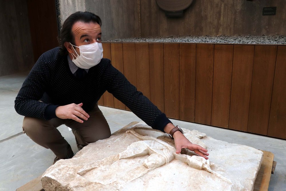 2 bin yıllık gladyatör rölyefinin sırrı çözüldü - 2