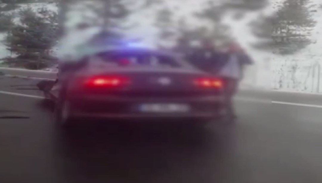 Cumhurbaşkanlığı konvoyunda kaza: Biri polis, iki şehit