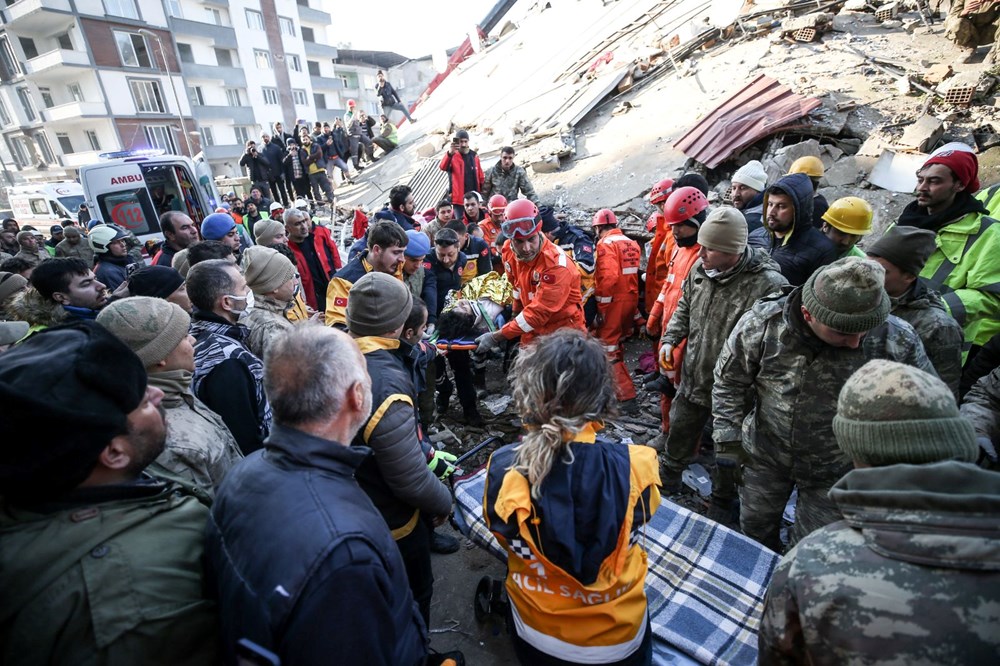 Türkiye'yi yalnız bırakmadılar! Birçok ülkeden depremzedeler için yardım kampanyası - 20