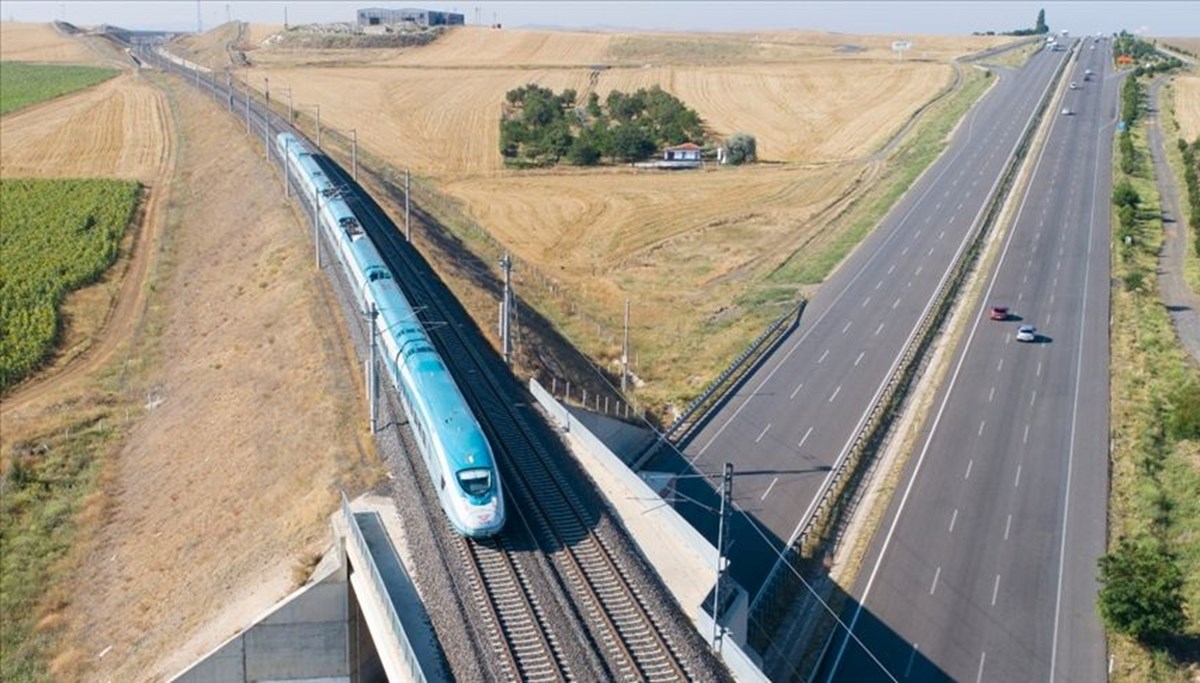 Ulaştırma ve Altyapı Bakanlığı duyurdu: Tren seferlerine bayram düzenlemesi