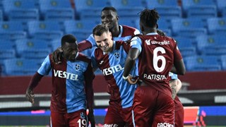 Trabzonspor'da lig ve kupada 2 hedef maçına çıkıyor