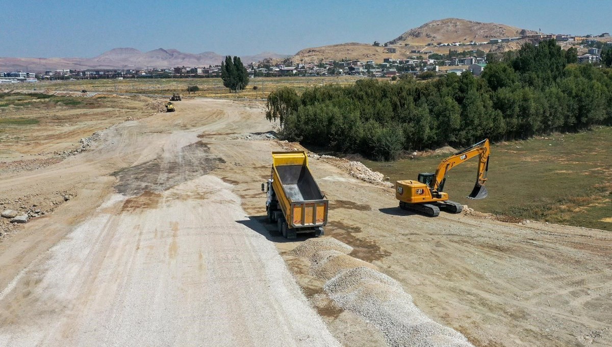Van Gölü Sahil Yolu'nda sona gelindi