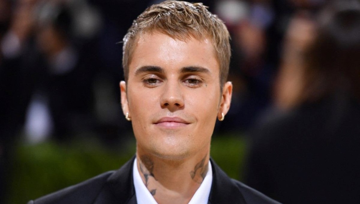 “Justin Bieber’ın iyileşmesi altı ayı bulabilir, işitme kaybı yaşayabilir”