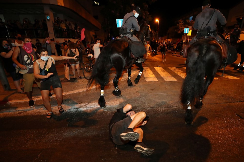 Netanyahu karşıtı gösteriler kısıtlamalara rağmen sürüyor - 2
