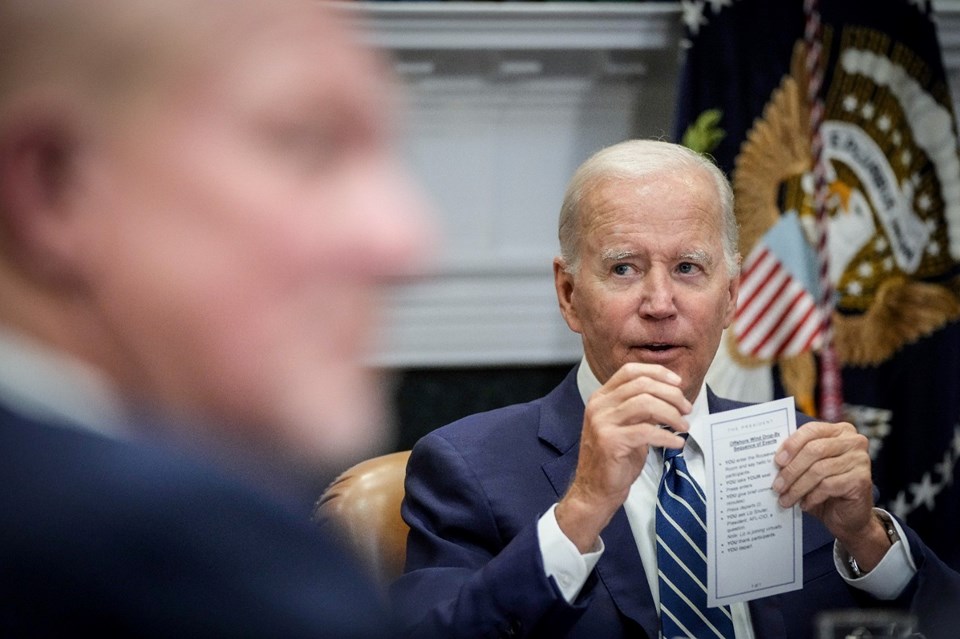 ABD Başkanı Joe Biden, talimatlarıyla yakalandı - 1