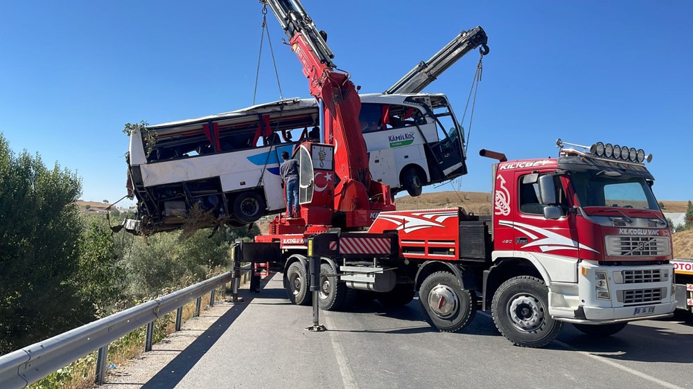 Yozgat'ta 12 kişinin hayatını kaybettiği otobüs kazasının nedeni belli oldu - 8