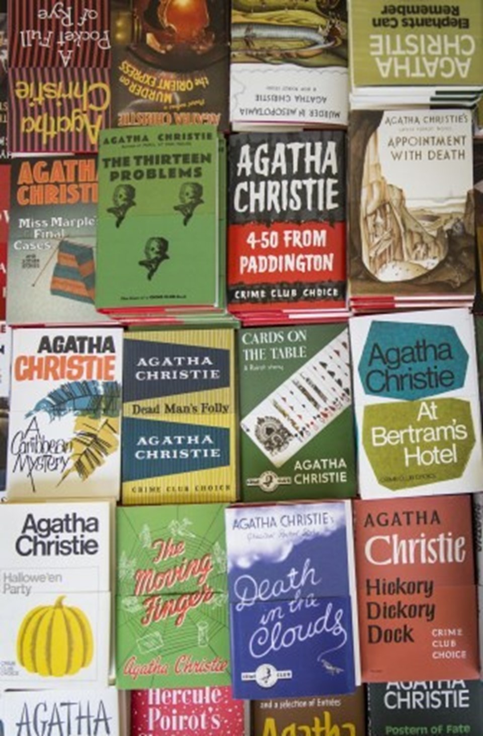 Fransa'da Agatha Christie'nin 10 Küçük Zenci romanının adı değiştirilecek - 1