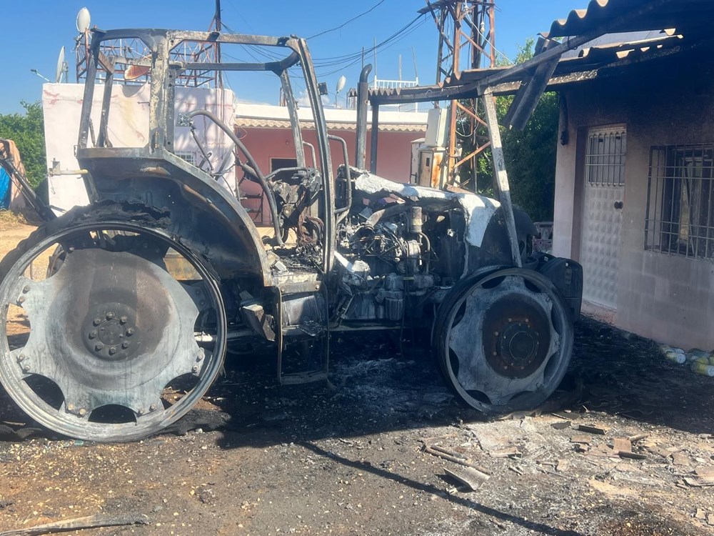 Mardin'de traktör ve trafoları ateşe verdiler - 6