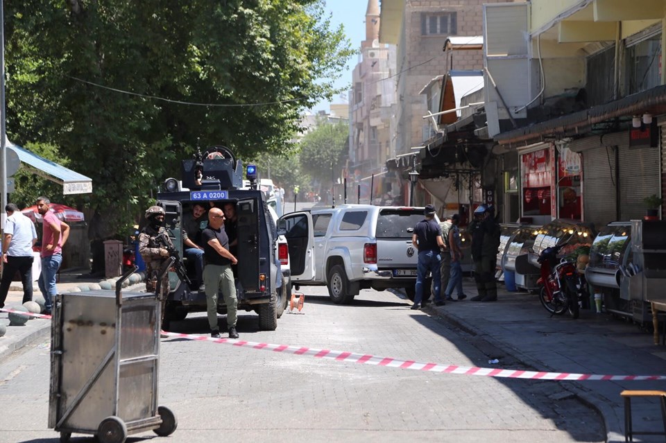 Şanlıurfa'da bombalı eylem hazırlığındaki kişi yakalandı - 2
