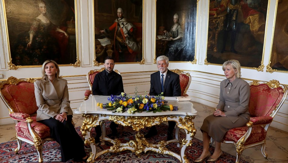 Zelenski’den Çekya’ya ziyaret: “Güzel haberler hazırlıyoruz”