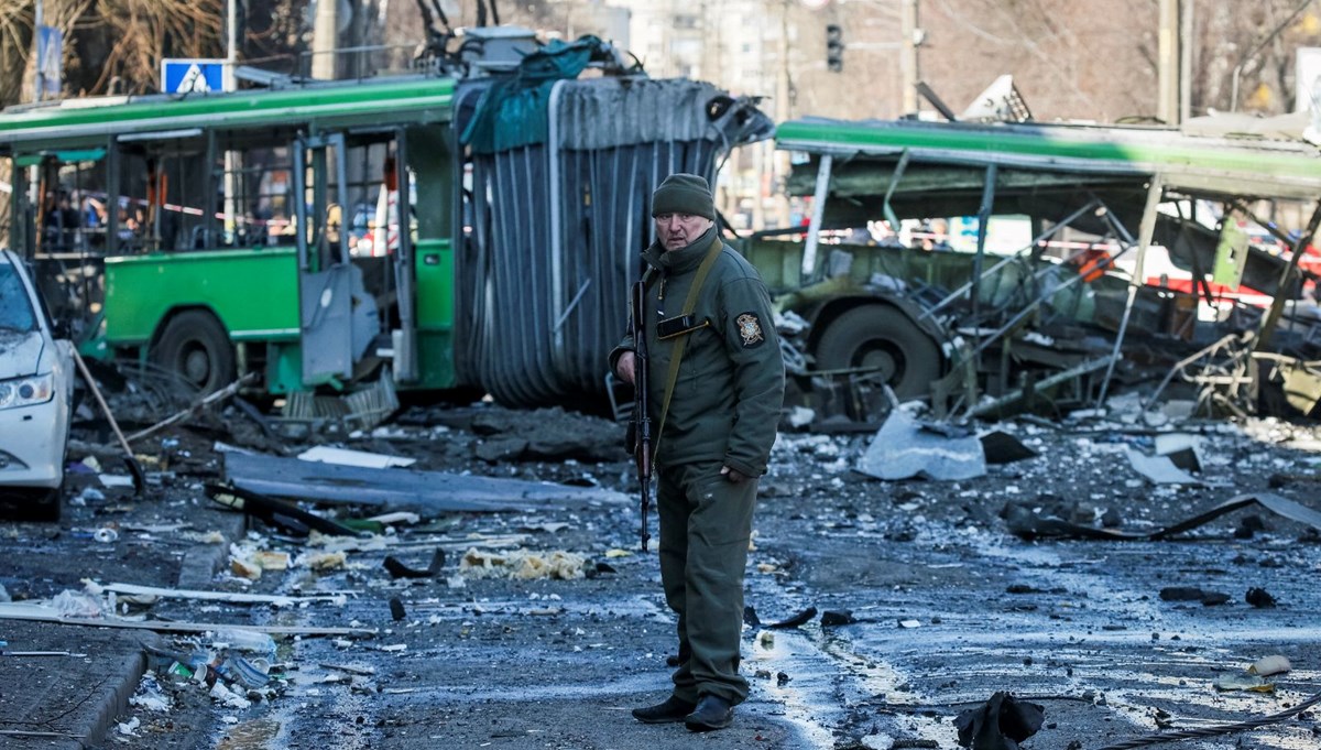 Rusya-Ukrayna savaşında 21. gün... Ukrayna: Rus donanması Odessa'yı bombaladı