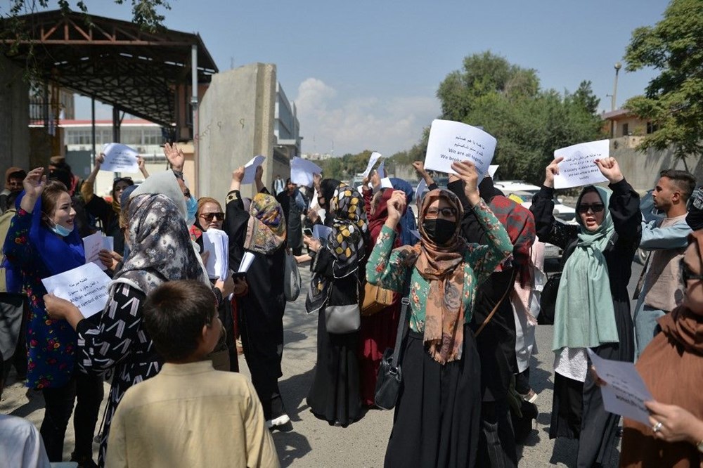 Kabil’de kadınlardan protesto: Taliban bizi evde tutamazsın - 6