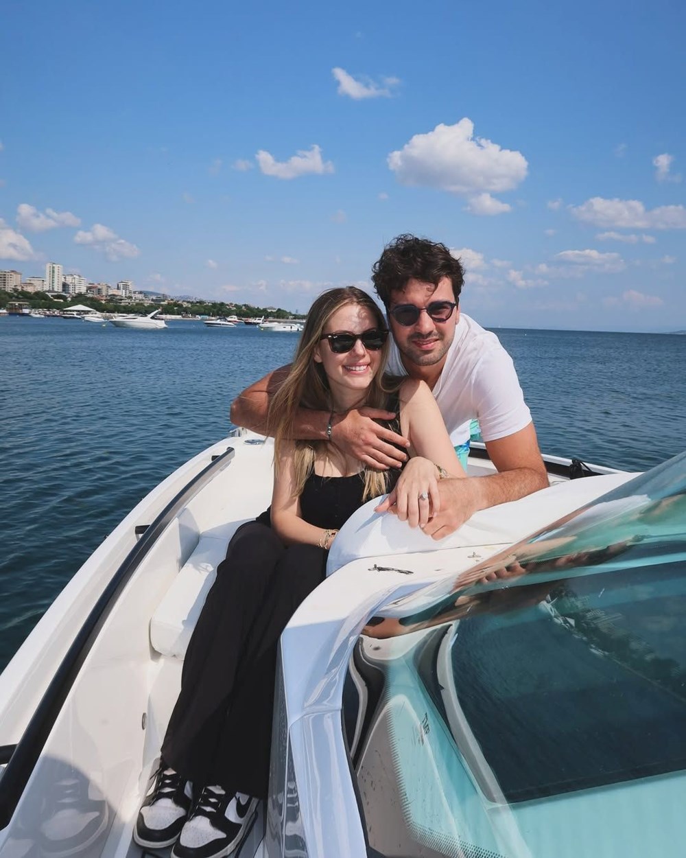 Eda Ece kızı Mina İpek'i paylaştı: Annesine benzerliği dikkat çekti - 2