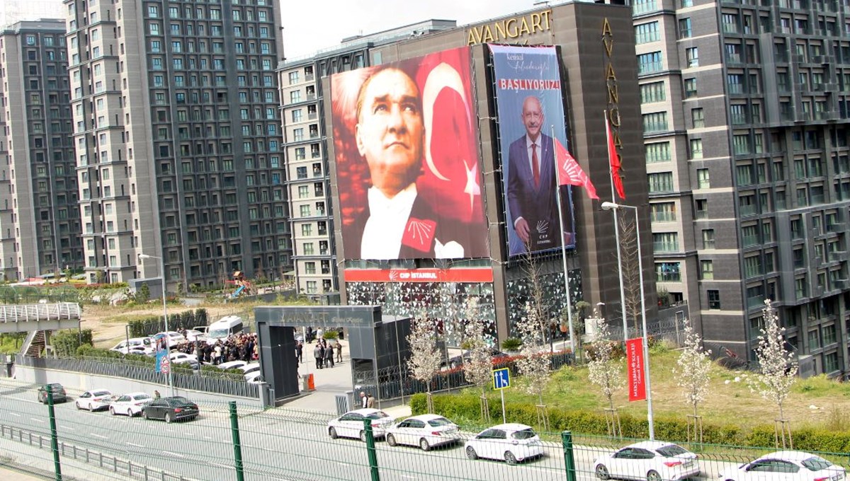 SON DAKİKA HABERİ: CHP İstanbul İl Başkanlığı yakınında ateş açıldı SON DAKİKA HABERİ: CHP İstanbul İl Başkanlığı yakınında ateş açıldı