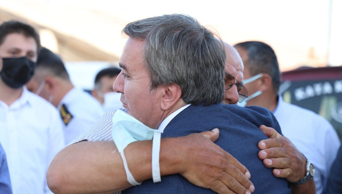 20 yıldır küs kardeşleri vali barıştırdı