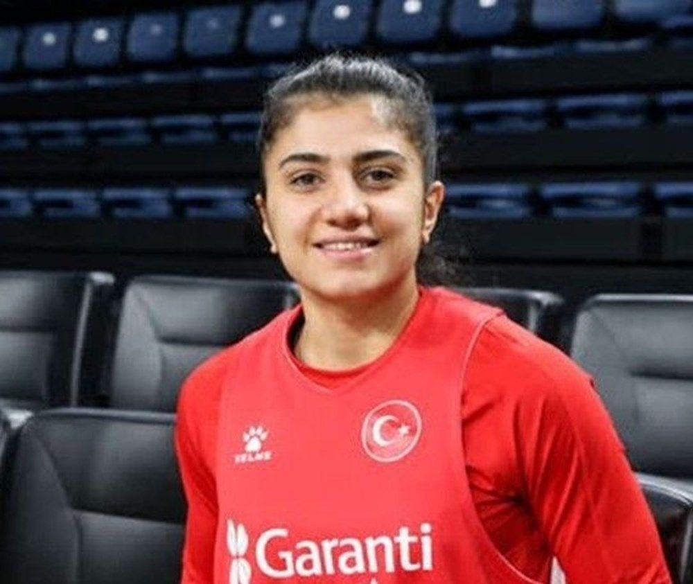 Survivor 2021 yarışmacıları: Yaşları, memleketleri ve kariyerleri hakkında merak edilenler - 22