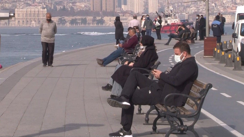 Kısıtlama yokmuş gibi! İstanbul'da sahiller doldu taştı - 8