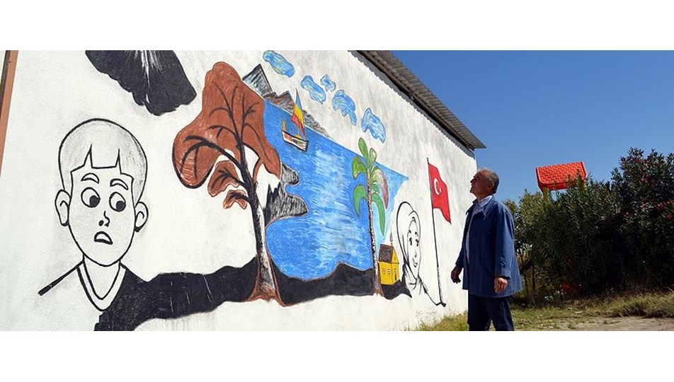 'Picasso Mustafa' köyünü sanat galerisine dönüştürdü