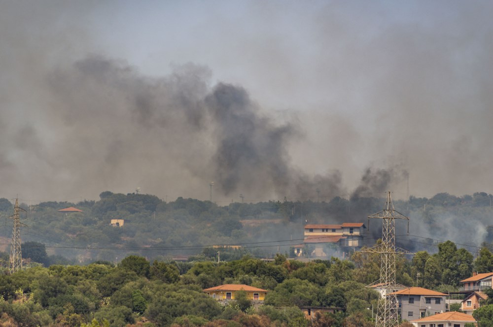 Akdeniz alev aldı: Yunanistan ve İtalya’da orman yangınları sürüyor - 13