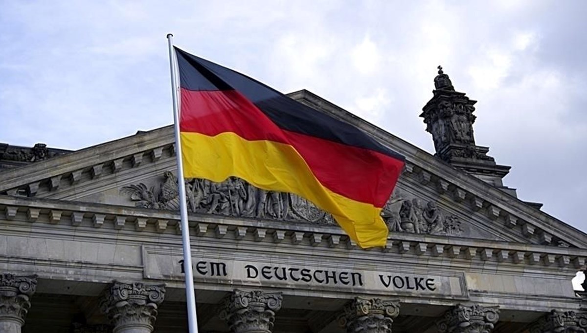 Almanya, Ukrayna’ya sağladığı askeri malzemenin listesini açıkladı