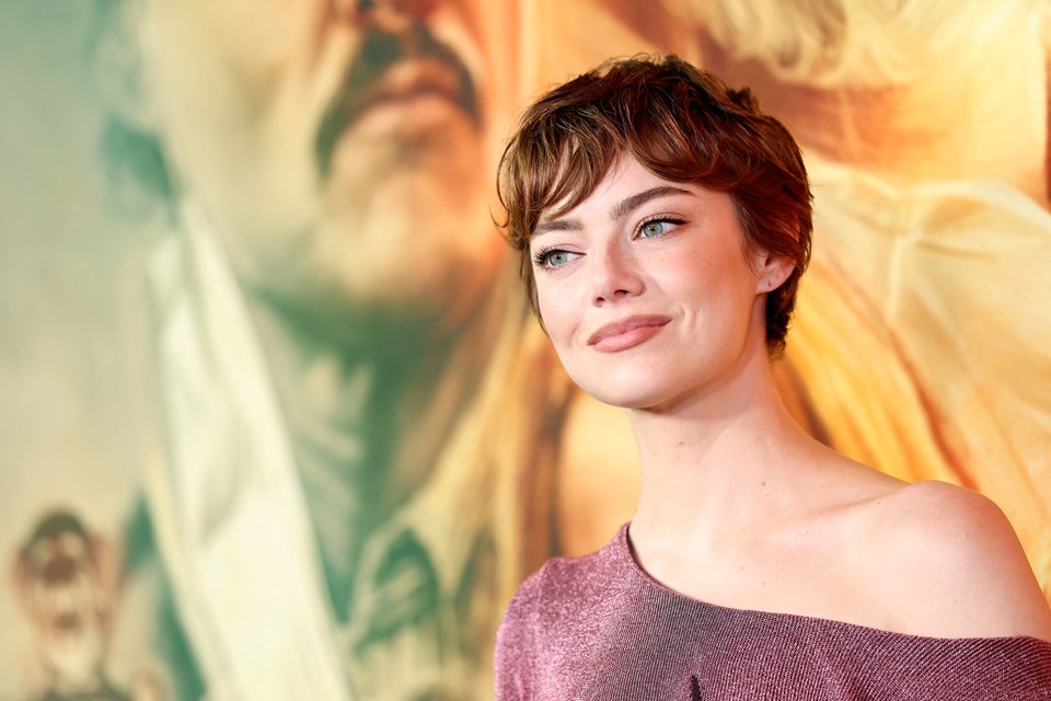 Oscar ödüllü oyuncu Emma Stone'un yüzündeki değişim gündem oldu - 1