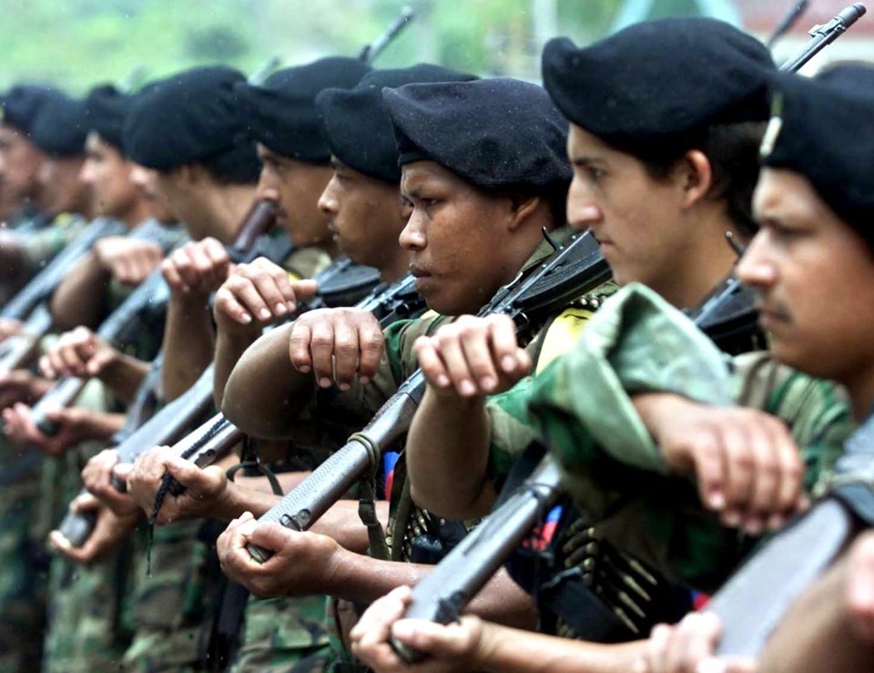 Kolombiya'da yarım yüzyıllık çatışma raporu: 30 bin çocuk askere alındı, 110 bin kişi kayıp - 2