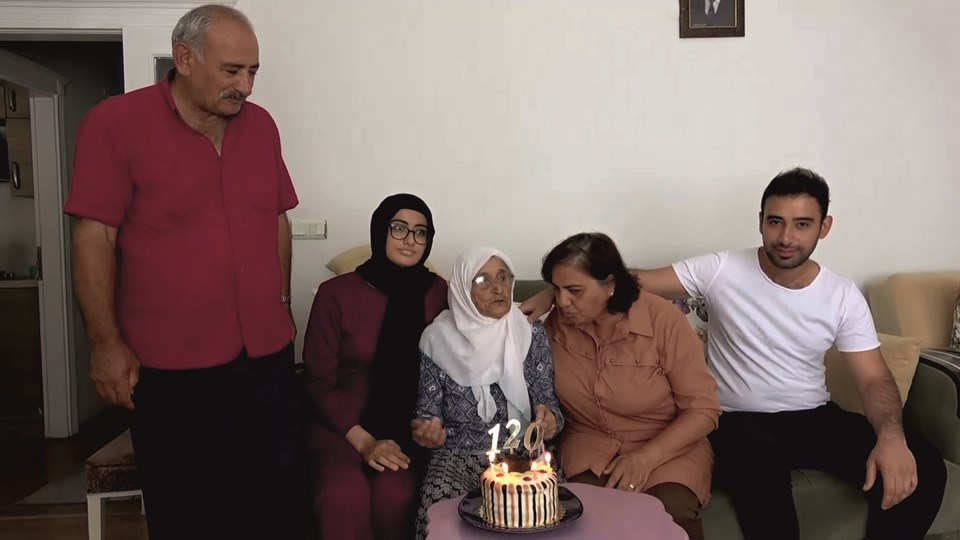 3 padişah ve 12 cumhurbaşkanı gördü - 2