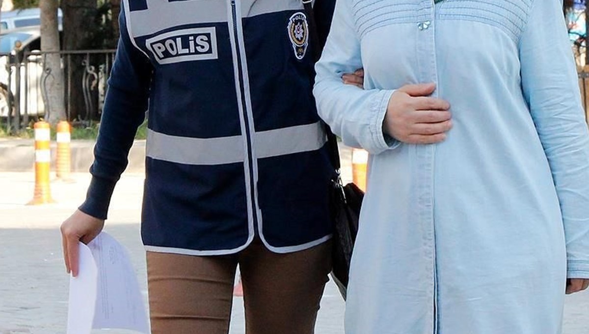 FETÖ elebaşı Gülen'in yeğeni Sümeyye Gülen tutuklandı