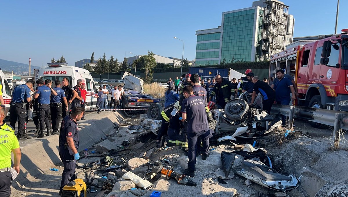 Kocaeli'de feci kaza