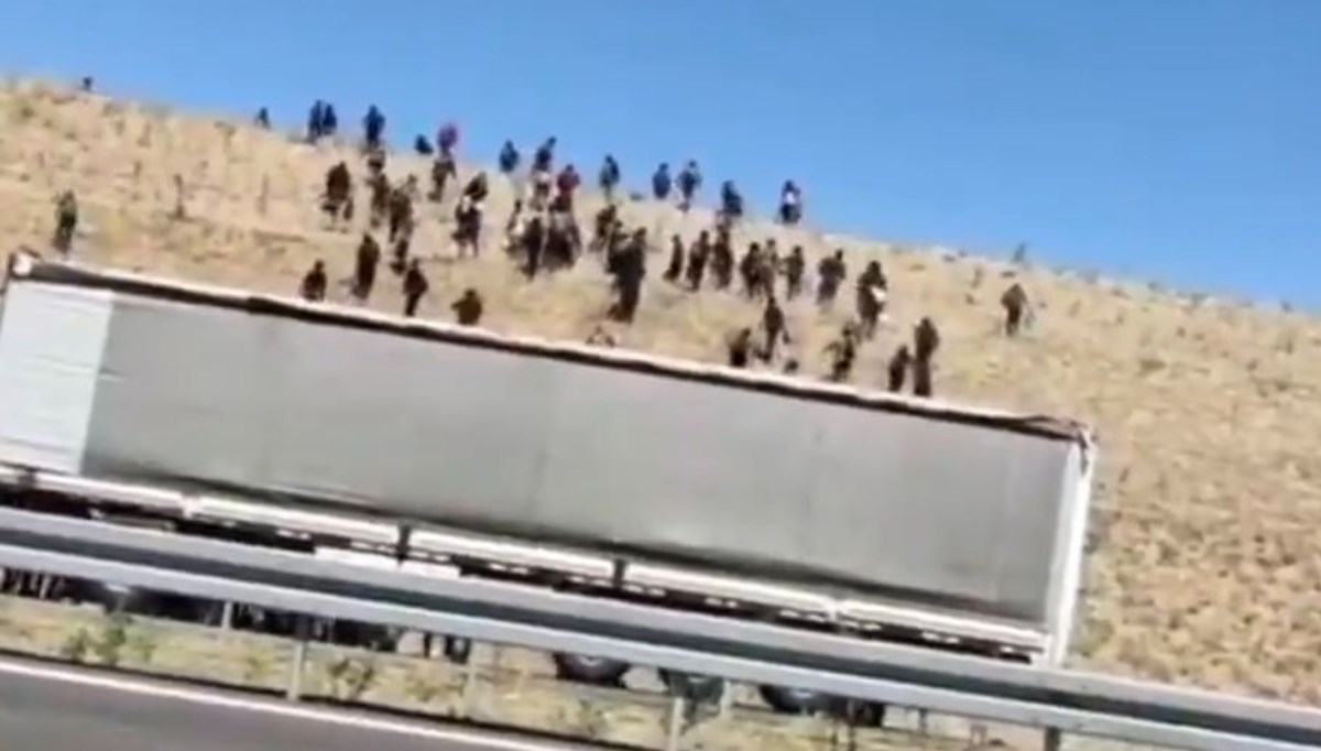 Niğde'de 74 kaçak göçmen yakalandı