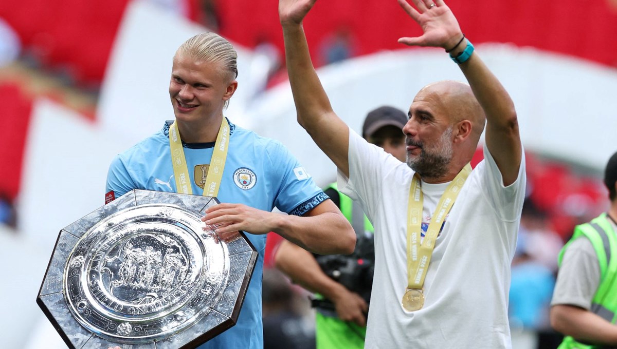 Manchester City sezonu kupayla açtı