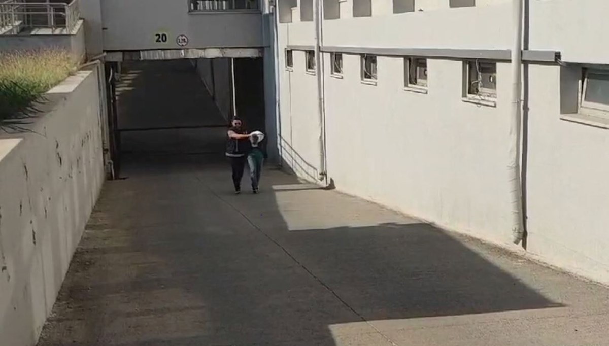 20 yıl hapis cezasıyla aranan hükümlü yakalandı 20 yıl hapis cezasıyla aranan hükümlü yakalandı
