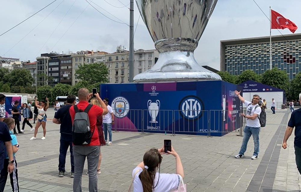 Taksim Meydanı'na dev kupa - 2