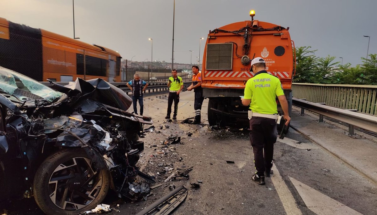 Haliç Köprüsü üzerinde trafik kazası: 2 yaralı (Şoförün kaçtığı iddia edildi)