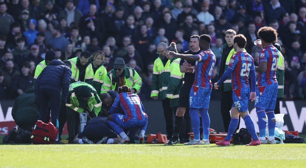 Kalecinin uçan tekmesiyle hastanelik oldu: Kafasına 25 dikiş atıldı! - 5