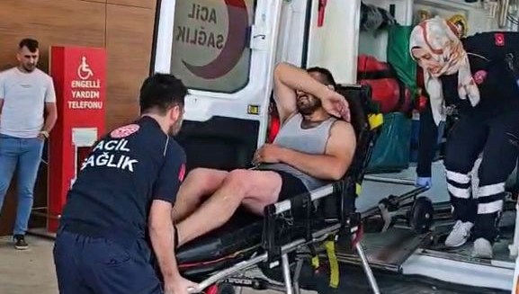 Radyatörden sıçrayan kaynar suyla yaralandı