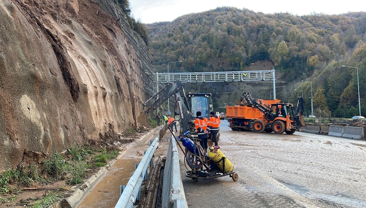 Heyelan riski nedeniyle trafiğe kapanan Bolu Dağı Tüneli'nde son durum